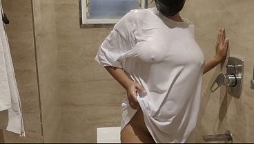 Big tits desi nri slut loves shower roleplay (leaked desi mms)